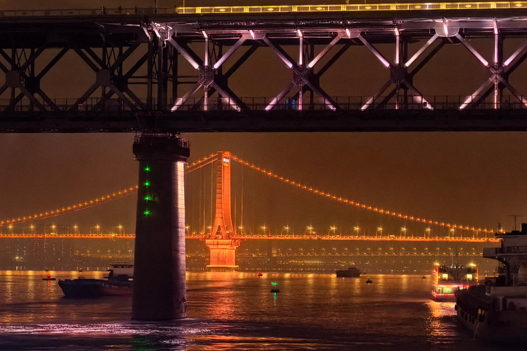 Wuhan: Hankou-Nachttour mit Craft-Bier-VerkostungWuhan: Nachttour durch Hankou mit Craft-Bier-Verkostung