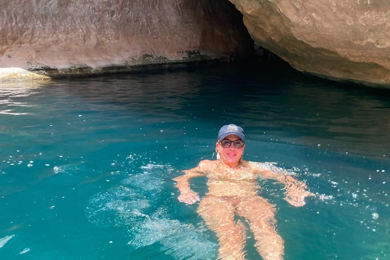Shared Wadi Shab Trek, Swim, Cave, Beach & Sinkhole Tour