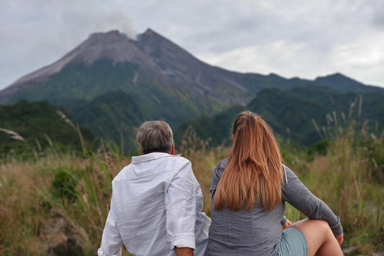 Jeep-Abenteuer bei Sonnenaufgang am Merapi, Jomblang- und Pindul-Höhleohne Sonnenaufgang; Jomblang und Pindul-Höhle