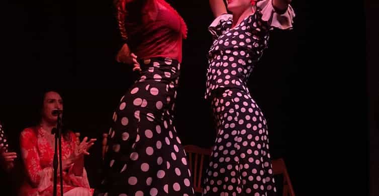 Valencia: Authentic Flamenco Show Entry Ticket