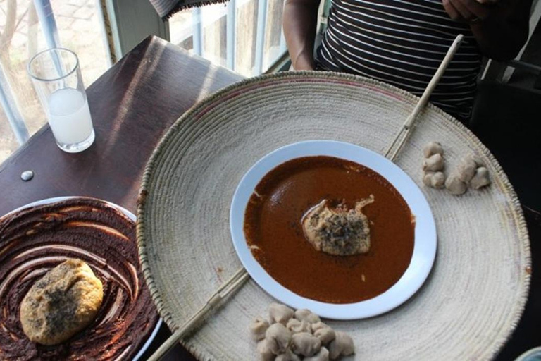 Tigray: iglesias rupestres de Gheralta, Axum y templo de YehaTigray: iglesias rupestres y montañas de Gheralta (2 días)