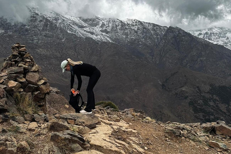 Da Marrakech: Escursione di un giorno sulla cima del Tedli, nella catena montuosa dell&#039;Atlante