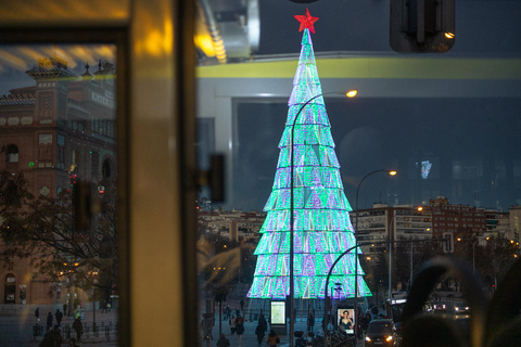 Madrid: Offene Doppeldecker-Weihnachtsbus-Tour mit GuideMadrid: Offene Doppeldecker-Weihnachtsbustour mit Guide