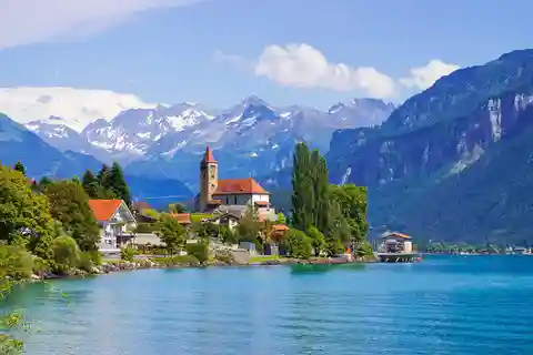 Zurich: Trip to Grindelwald, Lauterbrunnen & Interlaken