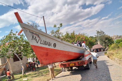 Mwanza: Lake Victoria, Ukerewe Island & City Tour