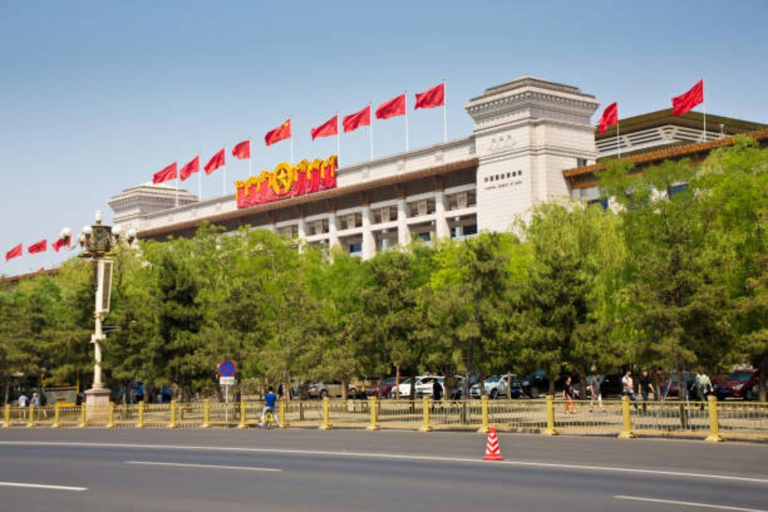 National Museum of China & Tiananmen Square Entry National Museum: 11:00 -13:30
