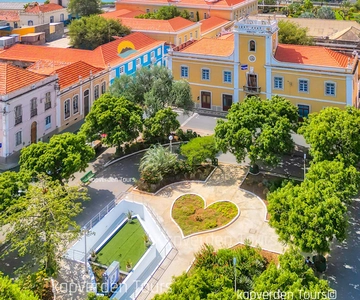 Passeio cultural na Ilha de Santiago