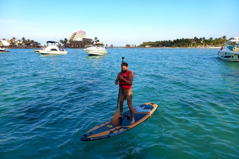 Cancun: 4-stündige 55-Fuß-Luxusyachtmiete mit Essen und GetränkenCancun: 4 Stunden Yachtmiete mit Essen und Getränken