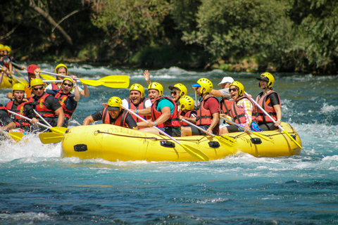 Desde Tirana/Durres/Golem: Excursión de un día de Rafting con Guía de AventuraTour privado desde Tirana o Durres