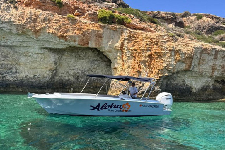Malta: Private Boat Trip to Blue Lagoon & Crystal Lagoon 4 Hours