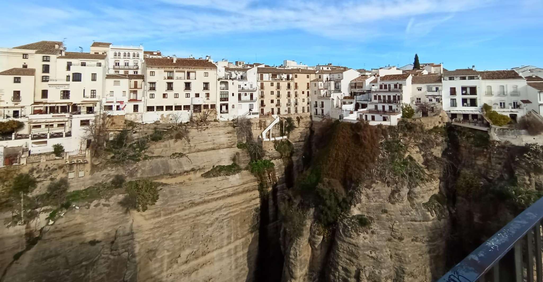 RONDA, Guided tour with typical local tasting - Housity