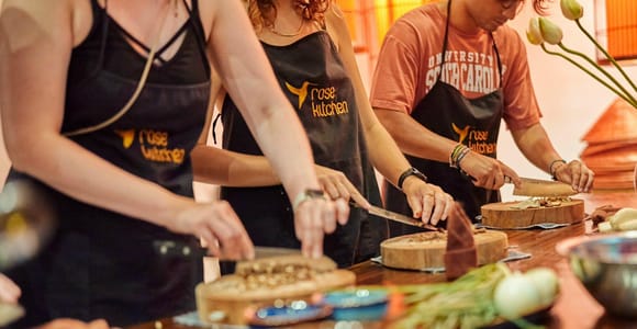 Hanoi: Vegan Cooking Class at Garden Villa with Local Touch