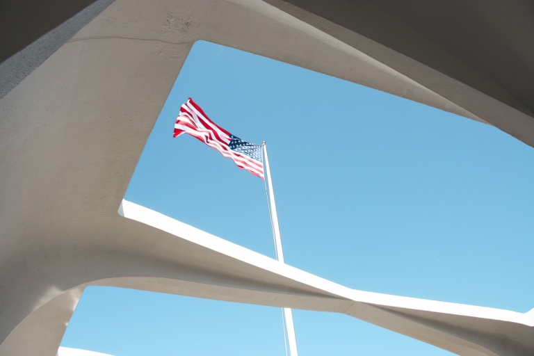 Oahu: audiotour oficial comentado al monumento USS ArizonaHonolulu: tour comentado en el monumento al USS Arizona