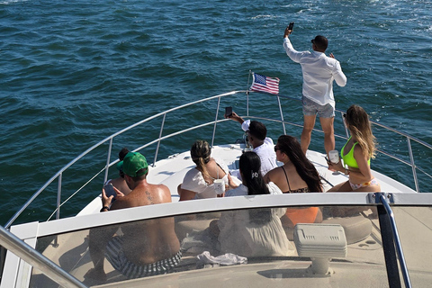 Privat yachtkryssning, Biscayne Bay, Miami Beach. 52 fot