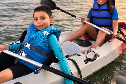 San Salvador: Lake Ilopango Sunrise or Sunset Kayak Tour