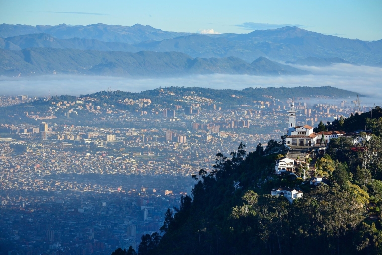 Een essentiële tour naar Bogotá, Medellín en Cartagena 8 dagen3-sterren hotel