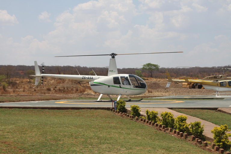 Victoria Falls: 15 minutes Helicopter Flight Over the Falls