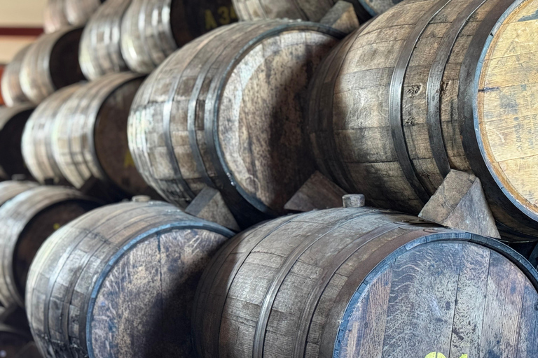 San Salvador: Cihuatán Rum Distillery Tour with Tasting