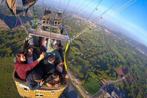 Teotihuacan: Hot Air Balloon Flight Sky BalloonsTeotihuacan: Hot Air Balloon Flight by Sky Balloons