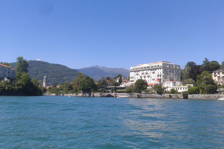 Lake Maggiore: Boat Trip to Verbania from Feriolo