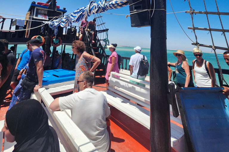 From Djerba: Pirate Day at Plage des Sables Blancs - Zarzis