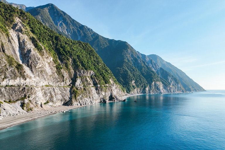 Hualien: Taroko Gorge, Sky Mirror Beach ATV & Coast Day Tour