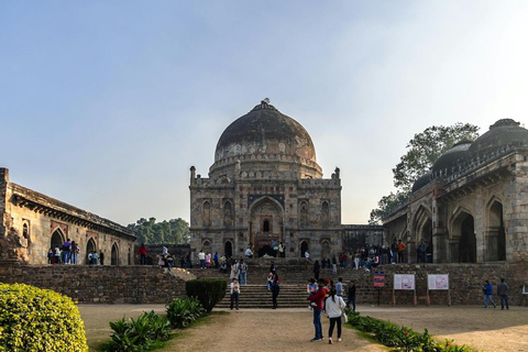 Delhi: Lodhi Gardens Walking Tour Lodhi Gardens Walking Tour with Transfers
