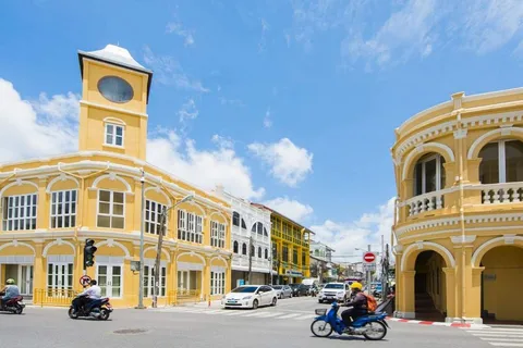 Phuket Private Landmark Guided Tour