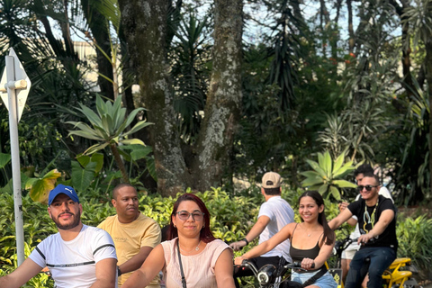 Medellín: Urban Getaway with local Coffee on E-Bike Urban E-Bike in English