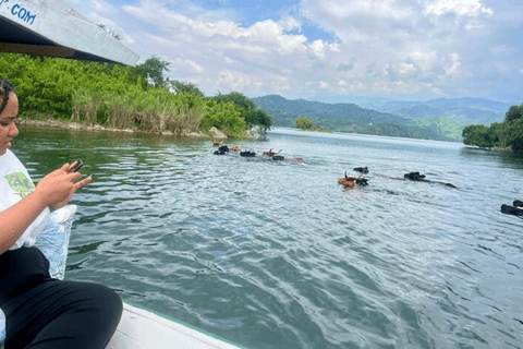 experiencia del café y excursión a la isla napoleón en el lago kivu