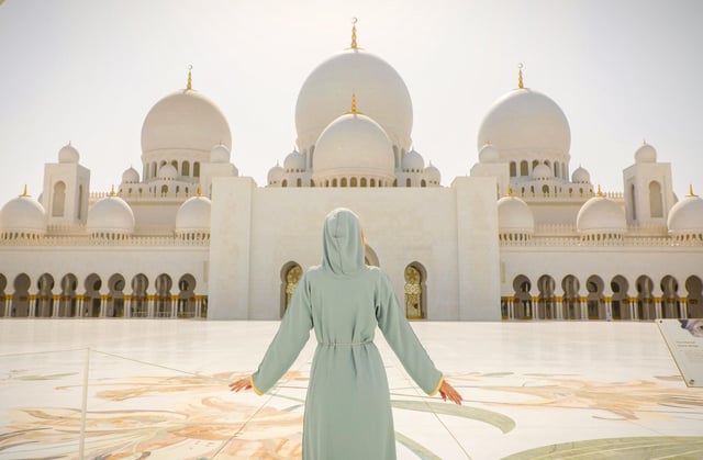 Depuis Dubaï : Mosquée Sheikh Zayed d&#039;Abu Dhabi et Qasr Al Watan