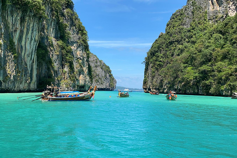 From Khao Lak: Bamboo & Phi Phi Islands, & Maya Bay Day Trip