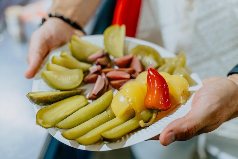 Budapest : Visite culinaire avec dégustation de vin par Foodapest 2024