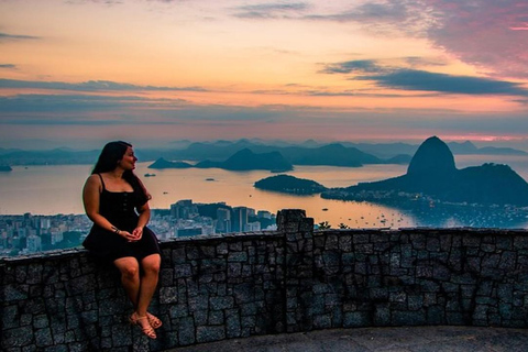 Rio de Janeiro: Sunrise at Mirante Dona Marta with Photos