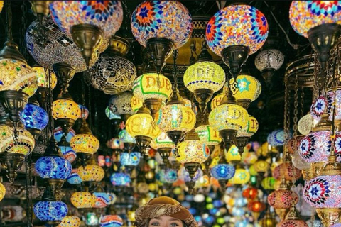 Delhi: Custom Shopping Tour With Private Female Guide