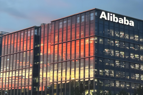 Hangzhou: Tech Discovery Tour with NEV Car Ride