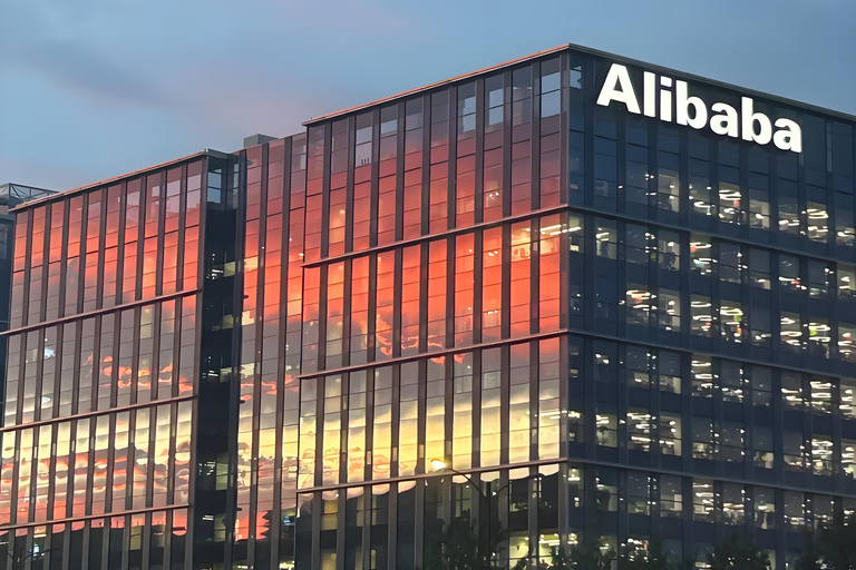 Hangzhou: Tech Discovery Tour with NEV Car Ride