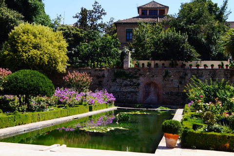 Granada: Alhambra, Generalife, and Alcazaba Tour
