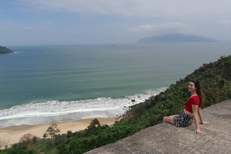 Transfert privé de Hoi An à Hue avec chauffeur parlant anglais