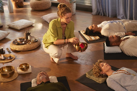 Katmandu: misy tybetańskie, terapia dźwiękiem i medytacja uważnościKatmandu: misy dźwiękowe, terapia dźwiękiem i medytacja uważności