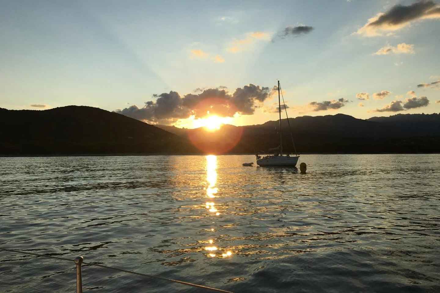 Marseille: Sunset boat excursion to the Frioul Islands - Marseille: Sunset Boat Trip to Frioul