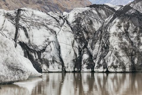 Sólheimajökull: Geführte Kajaktour auf der Gletscherlagune