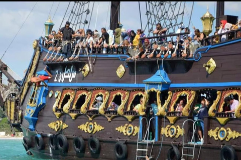 Sousse: Boat Cruise with Live Show, Swim, & Pickup