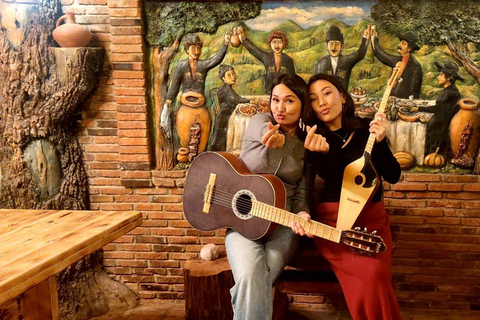 Tbilisi: Georgian Cooking Class in Family with Dinner & Wine