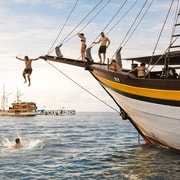 Labuan Bajo: 3D2N Budget Komodo Liveaboard with Shared Cabin