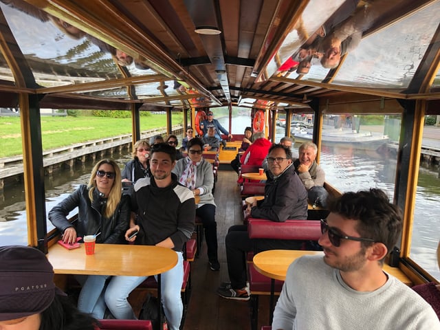 Amsterdam: Kombi-Tour mit Führung durch Zaanse Schans und Giethoorn