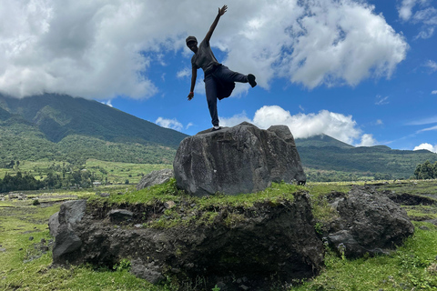 Sseguku: Hike Sseguku Prayer Mountain and Meditation