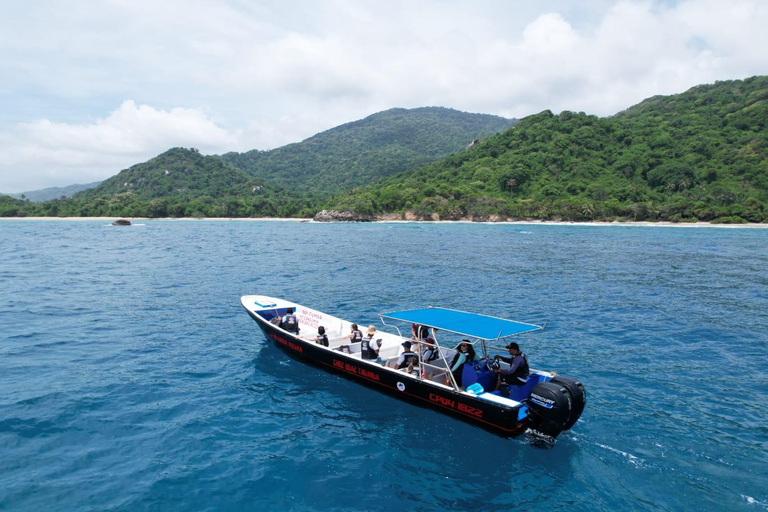 PASSEIO EM LANCHA RÁPIDA ATÉ A TAYRONA PLAYA CRISTAL