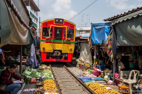 Visite du marché ferroviaire de Damnoen Saduak et Maeklong (visite de groupe)Visite privée