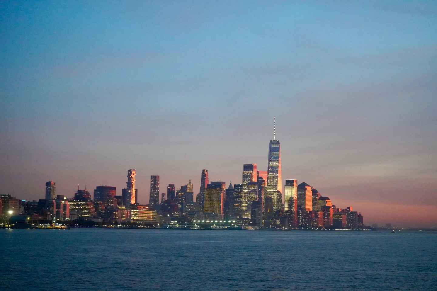 NYC: Sunset Harbor Cruise with Skyline Views - NYC: Sunset Harbor Cruise with Skyline Views